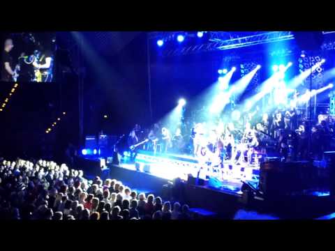 Rock Meets Classic - Tempodrom, Berlin 09.03.14 - Mat Sinner Band - Another Brick In The Wall