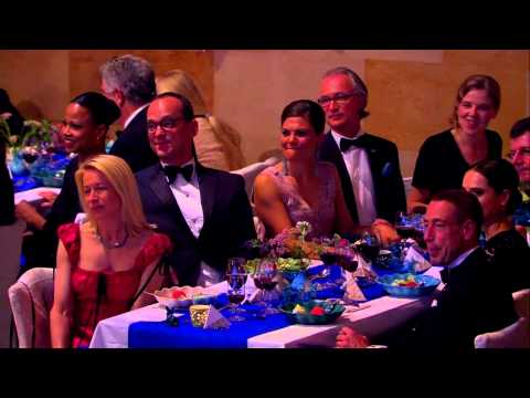 Lill-Babs, Tommy Körberg, Sanna Nielsen and Per Andersson honoring Stikkan Anderson