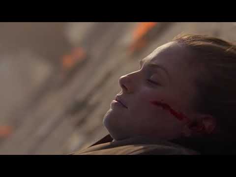 Chicago P.D 9x22 Hailey is alive after explosion (Hailey and Jay)