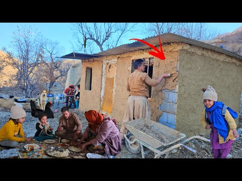Building a safe home using traditional methods | The hard life of a nomadic family in the mountains🏔