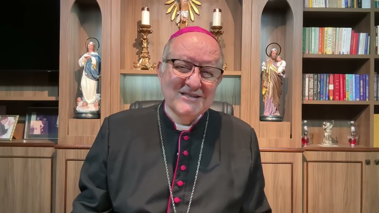 Dom Adair | ORAÇÃO DA MANHÃ - O sacerdote e os novíssimos: Ensinar o povo a esperar.