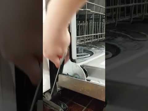 replacing the door and tub gasket on a GE Dishwasher the easy way!