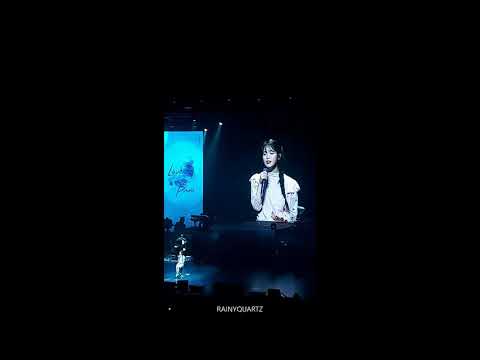 191207 IU Knees - Love Poem in Singapore (아이유 - 러브 포엠 싱가포르 콘서트 무릎)
