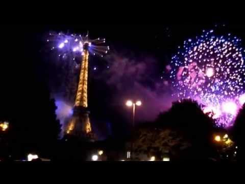 ► Feu d'artifice du 14 juillet 2014 à Paris (Fireworks in Paris)
