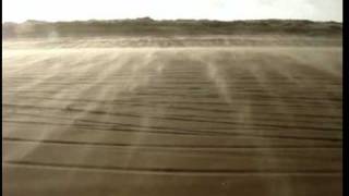 preview picture of video 'Snow at Mablethorpe Beach'