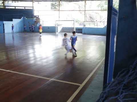 DEFESA (5) DO GOLEIRO BERNARDO - GRAJAÚ COUNTRY X AABB PONTO FUTURO - SUB 11