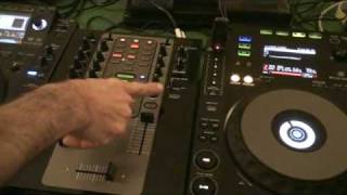 Video thumbnail for Stanton M.207  2-channel Scratch Mixer with Effects......A look at the kill on the EQ by ellaskins