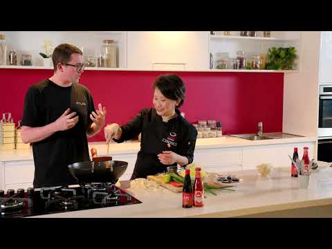 🍜 Indonesian Mie Goreng | Asian Inspirations