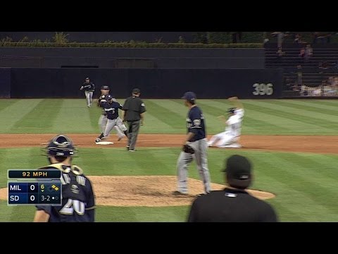 MIL@SD: Herrera und Overbay erzielen ein Double Play