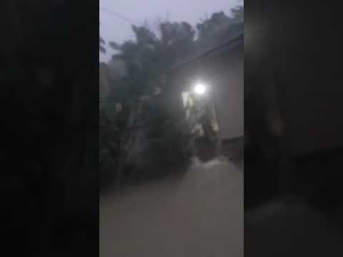 fuerte aguacero en el difícil Magdalena costa norte Colombia sur américa