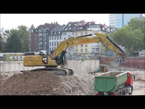 Bagger CAT 352F lädt LKW - aus meinem Archiv  -