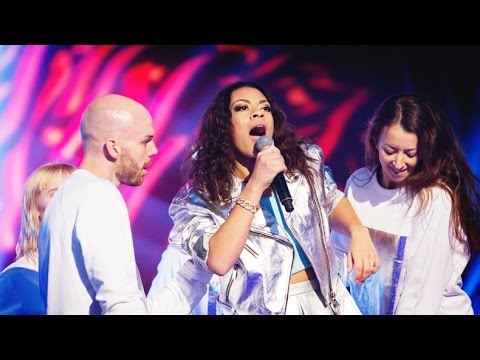 Mollie Lindén - Roar - Idol Sverige (TV4)