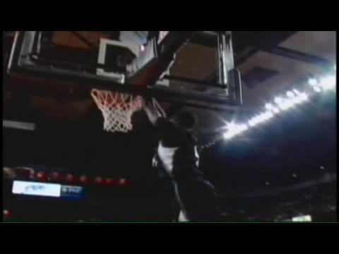 Rakeem Buckles gets an Oop from a future college teammate