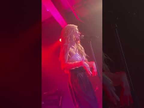 TIFFANY YOUNG I JUST WANNA DANCE + EXPRESS YOURSELF (COVER) SEATTLE 190310