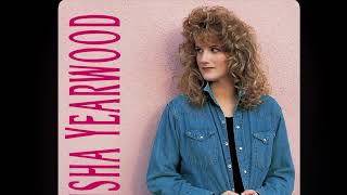 TRISHA YEARWOOD - SHE’S IN LOVE WITH THE BOY