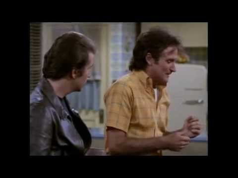 Mork meets The Fonz and Laverne