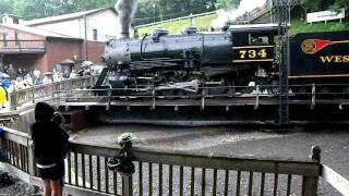 preview picture of video 'WMSR 734 on the Frostburg Turntable'