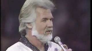 "Crazy" - Kenny Rogers (in concert)