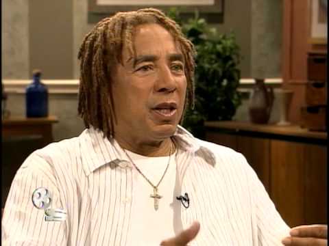 Total Living Network - Smokey Robinson - On Screen