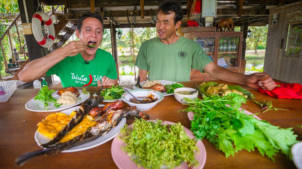 Extreme Food Backyard! SMOKED CATFISH + Jungle Beans - Thailand Farm to Table!