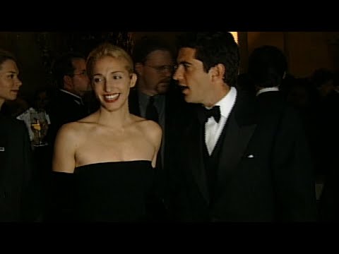 New Generations Of Fans Admire Carolyn Bessette