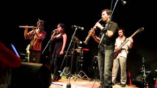 Ñu - De Sabado pra Dominguinhos (rapidita) - Hermeto Pascoal