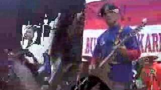 Download lagu ku tak bisa mp3 Download lagu ku tak bisa mp3