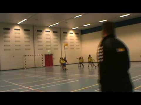 DIE HAGHE  D1  vs  ONDO  D1  - 2e ronde ZUID HOLLAND KORFBALCUP 2016 - 2017