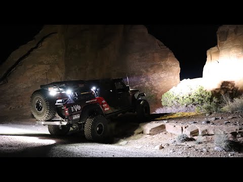 EVO Manufacturing built Jeep Gladiator shines with KC HiLiTES®