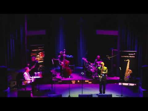 Sylwester Ostrowski Quintet ft. Piotr Wojtasik When the groove is low