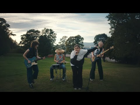 Mooney Tunes - Veps