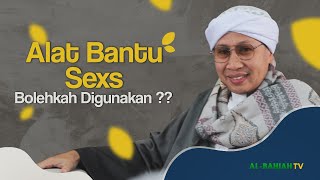 Download lagu Suami Tidak Bisa Memuaskan Syahwat, Bolehkah Menggunakan Bantuan Alat Sex ? - Buya Yahya mp3