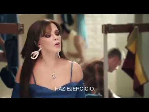Comercial Snickers Mexico Con Lucia Mendez (No Eres tu Cuando Tienes Hambre)