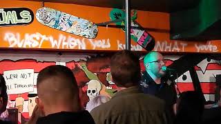 The Smoking Pope&#39;s /Pretty Pathetic