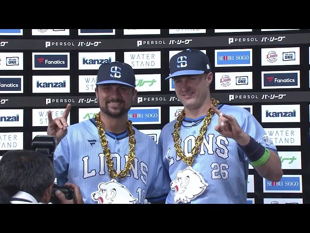 ライオンズ・デービス選手・ネビン選手ヒーローインタビュー 8月1日 埼玉西武ライオンズ 対 千葉ロッテマリーンズ