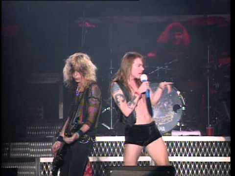 Guns n Roses - IT'S SO EASY LIVE IN TOKIO 1992