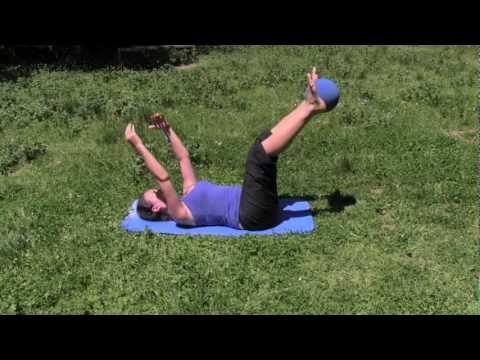 Rutina de pilates con pelota