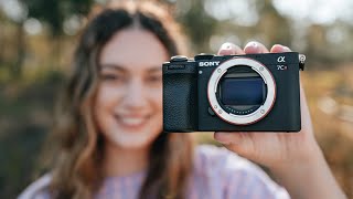 Video thumbnail for Sony A7CR Real World Review - Photo and Video by Julia Trotti