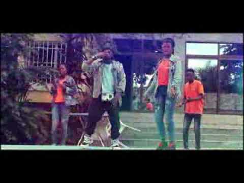AUGUMAN_-KGA(KANANGA)(VIDEO OFFICIEL)MP4.8937965