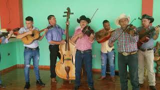 Nadie Es Eterno En El Mundo&#39; Conjunto Familias Unidas