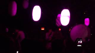 PURITY RING &quot;Grandloves&quot; feat. Young Magic LIVE at (le) poisson rouge