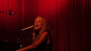 Charlotte Martin - Your Armor - live at Hotel Cafe