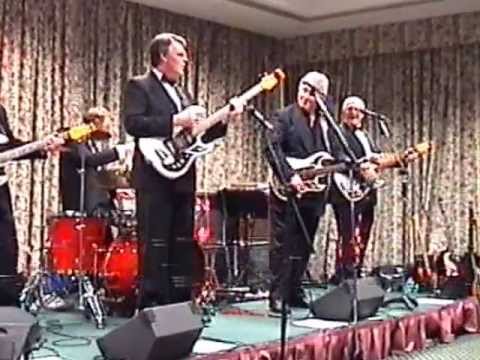 Bruce Welch(The Shadows)plays Blue Sky,Blue Sea,Blue Me with LEGEND.