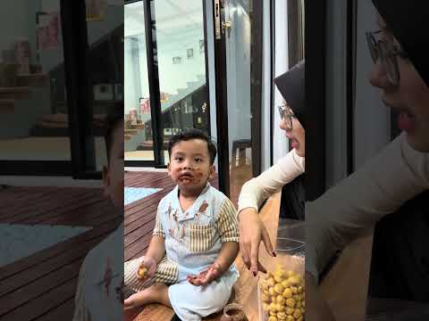 actually he doesn't want to wkwk