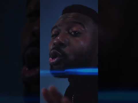 G-Mac hat diesmal Verstärkung von @niqonuevo dabei, 25.11