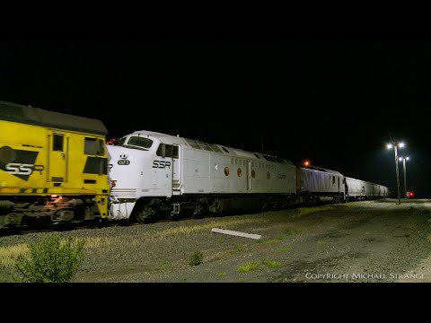 1VK2 SSR Grain Train Stops Briefly At Gheringhap - PoathTV Australian Railways