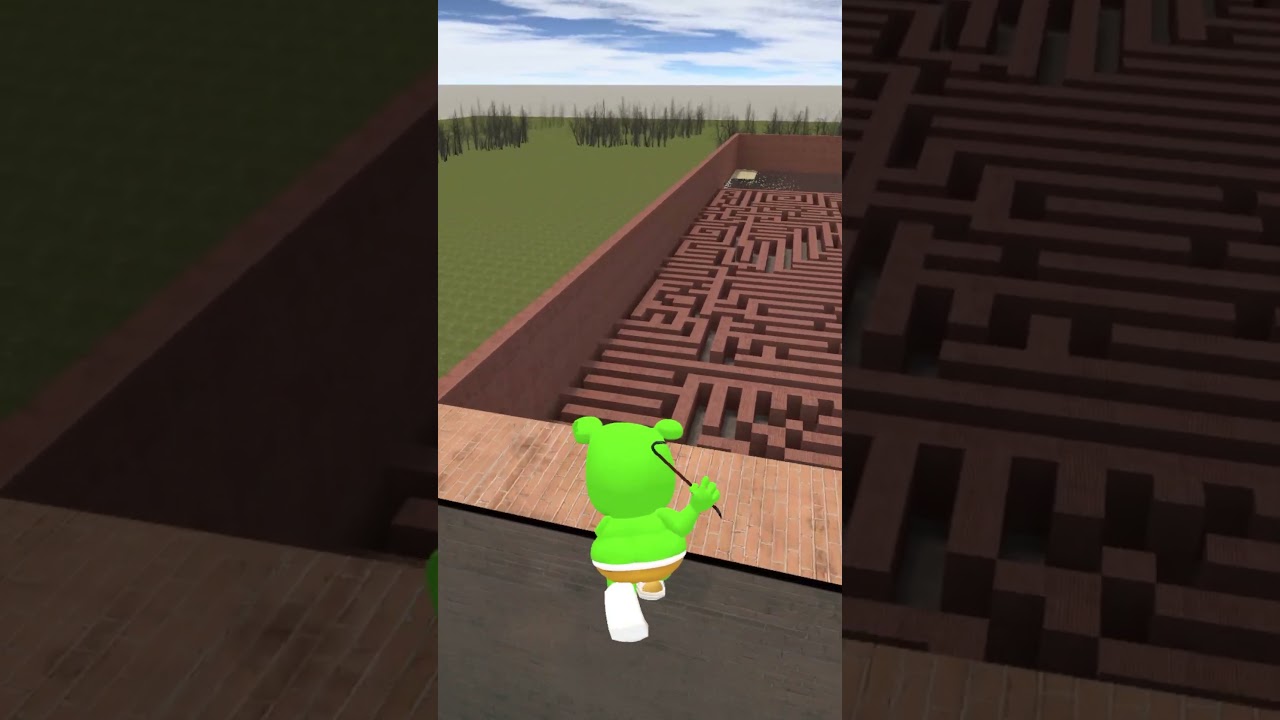 Gummy Bear VS Hungry Mad Worm And Rumi In Maze? #shorts