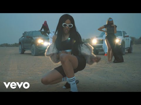 Astryd Brown, Nadia Nakai - Lately (Official Music Video)