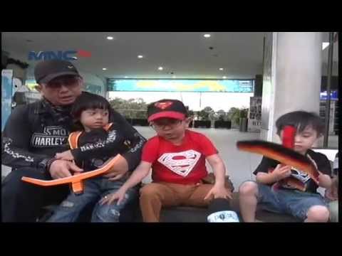 Daus Mini liburan bersama Keluarga - Pose (10/8)