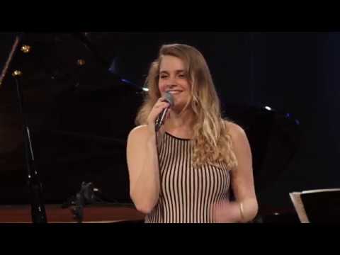 Precious - Sarah van den Bergh (Esperanza Spalding)